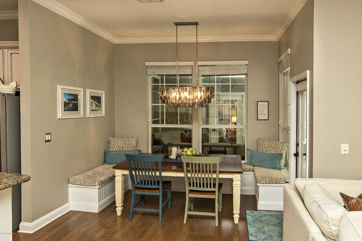 Breakfast Nook